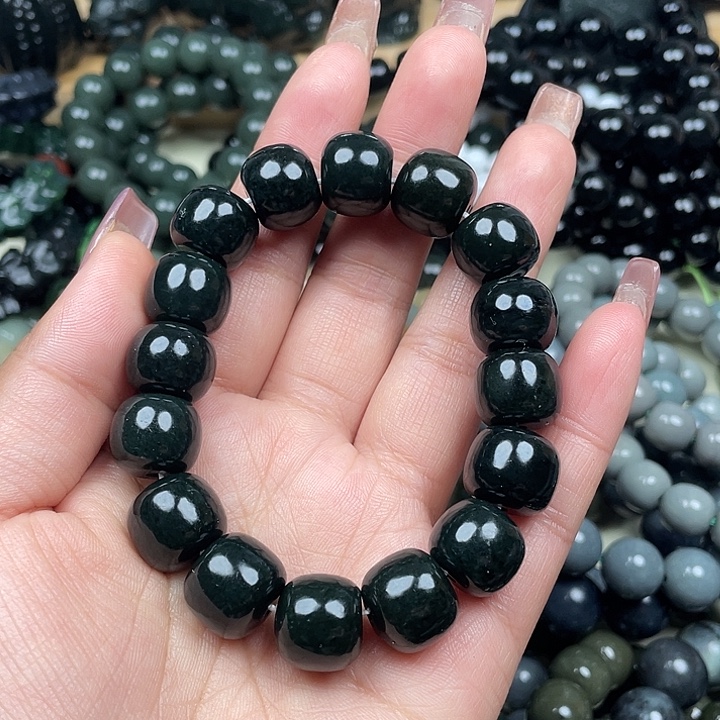 和田玉未镶嵌手链