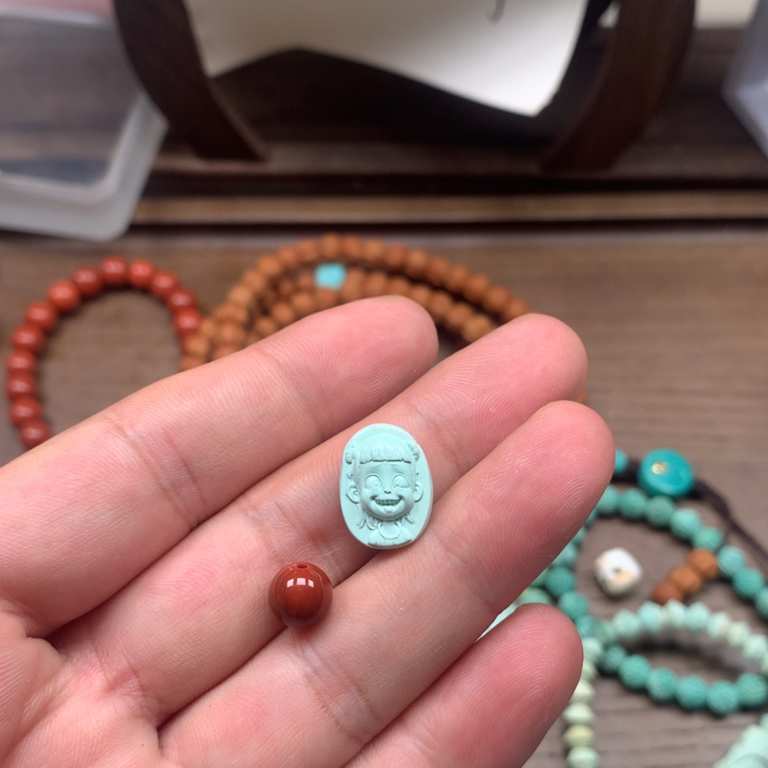 未镶嵌雕刻南红玛瑙