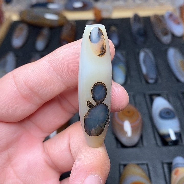 玛瑙/玉髓颈饰合金