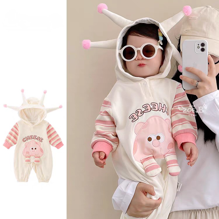婴儿衣服秋装2025新款女宝宝连体衣秋季外出超萌可爱满月百天哈衣