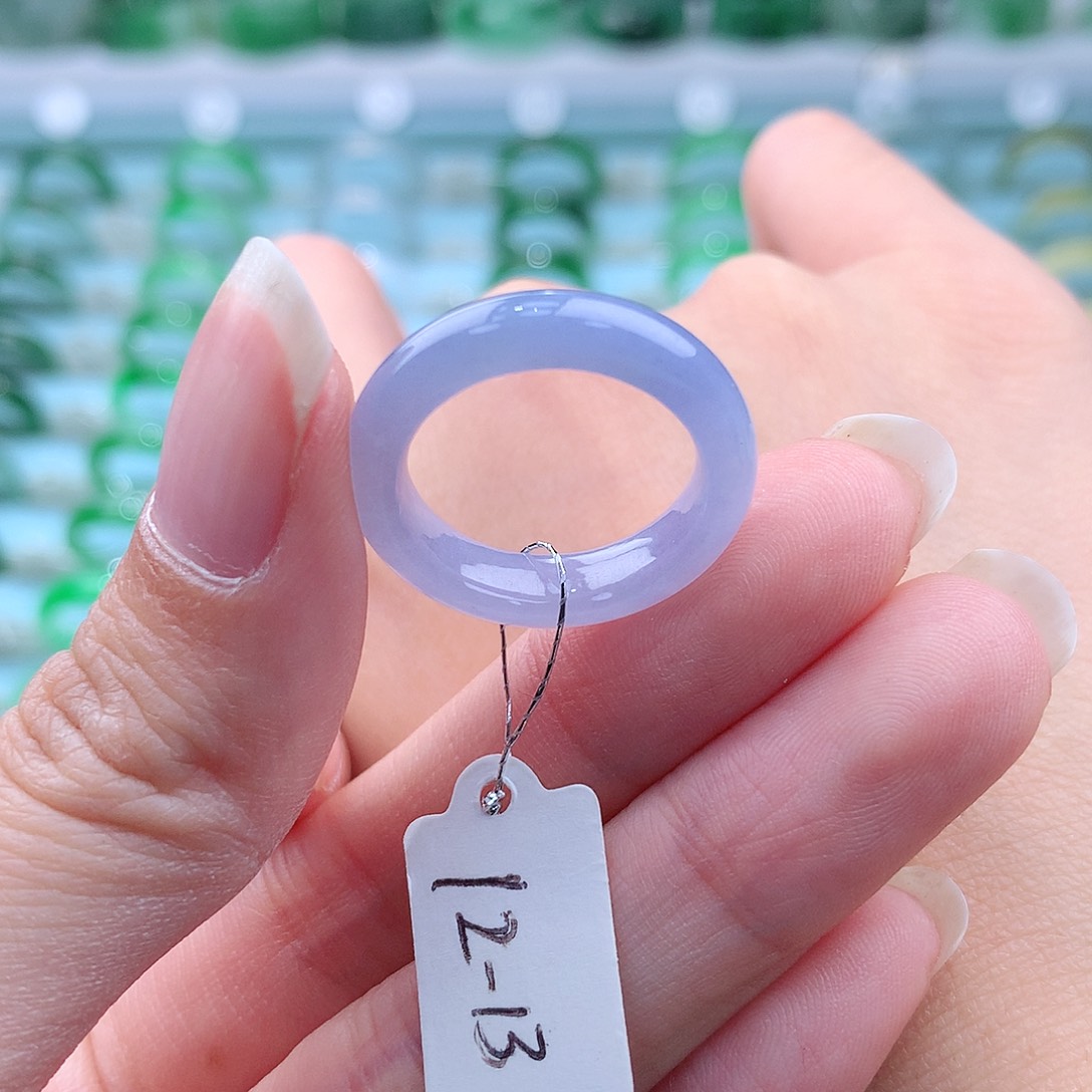 翡翠戒指未镶嵌半*曲缅甸翡翠A货