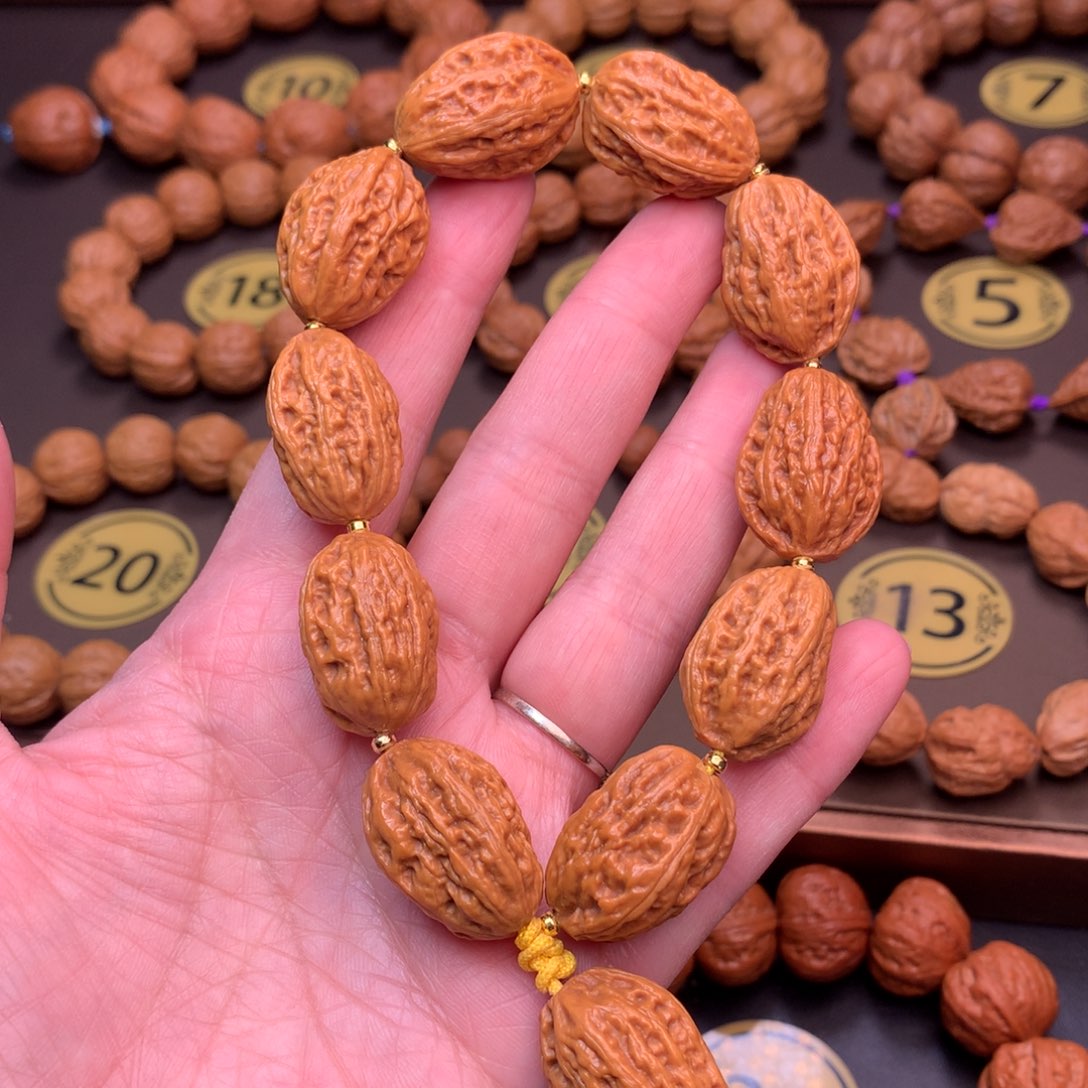文玩核桃手串19尺寸