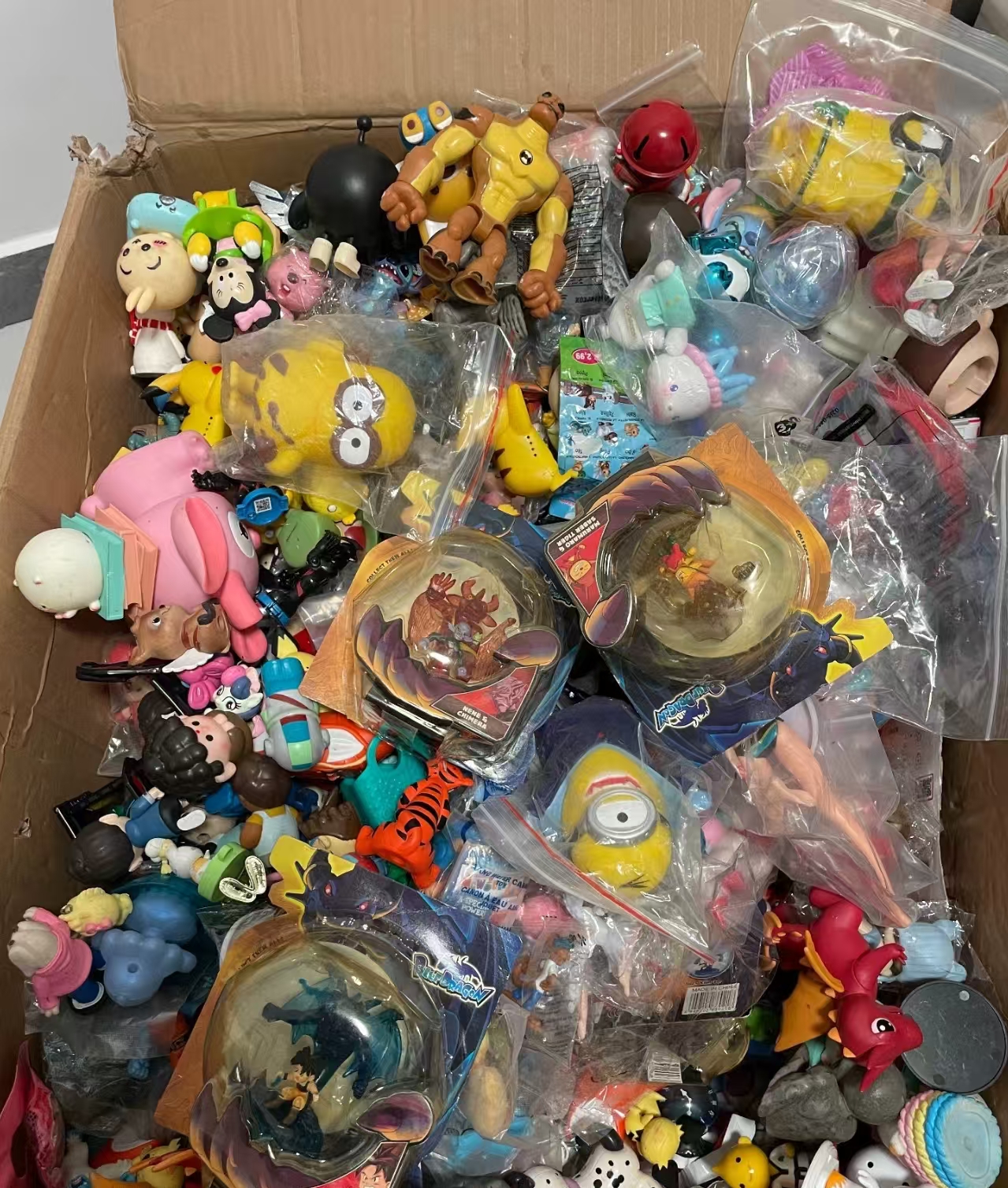 阿楠中古潮玩玩具手办，玩具微瑕，完美党勿拍。