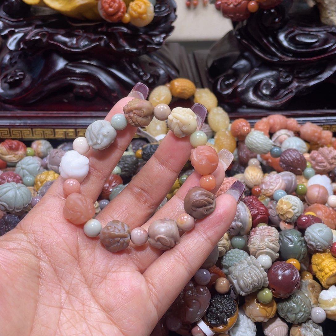 石英质玉手链未镶嵌