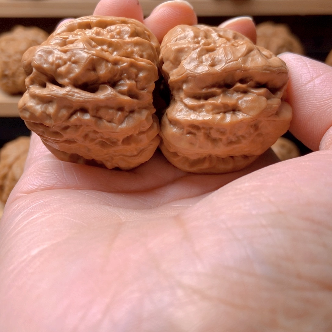 文玩核桃吊坠y*g蛤蟆头