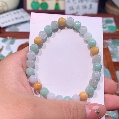 颈饰未镶嵌翡翠手串