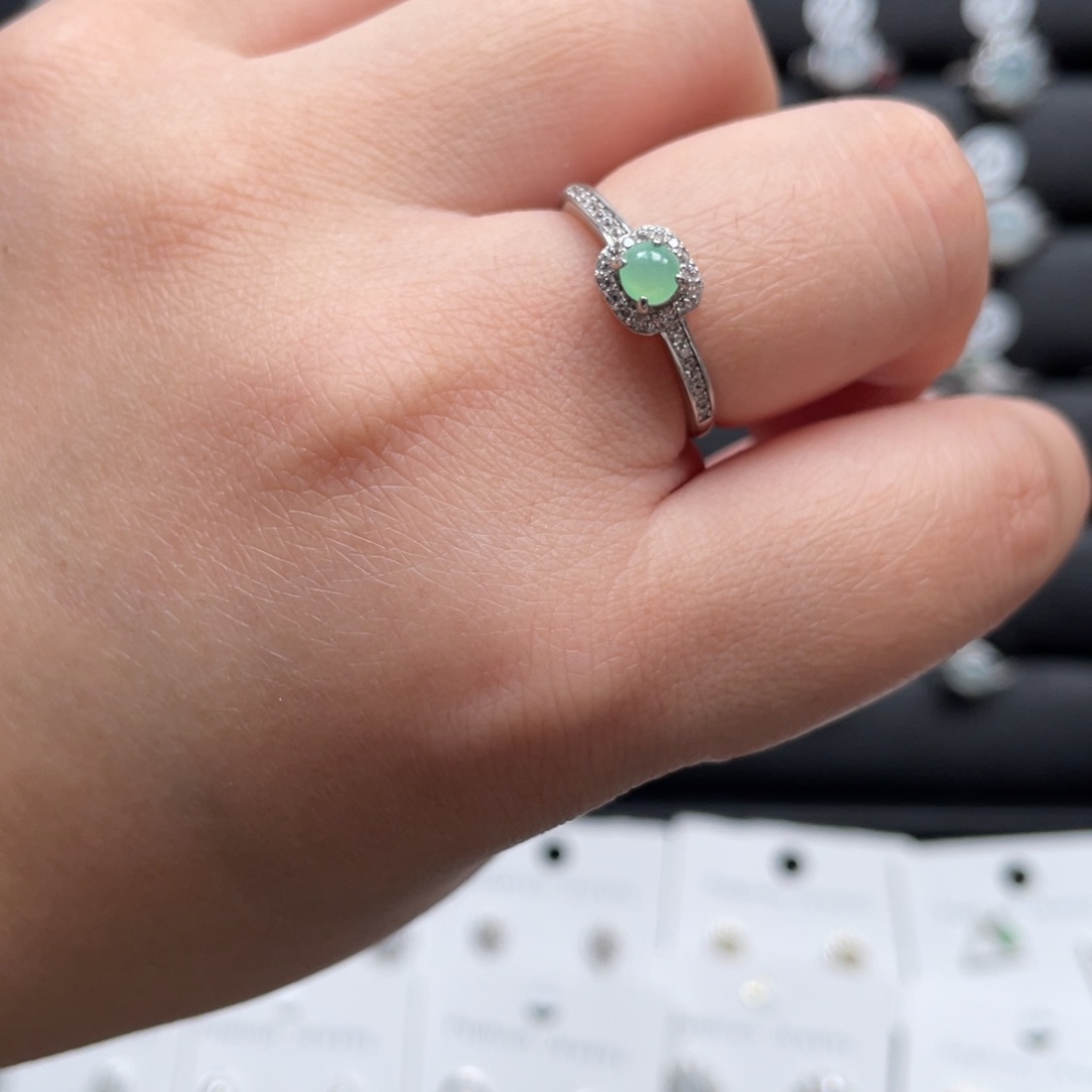 翡翠戒指银S925镶嵌戒指