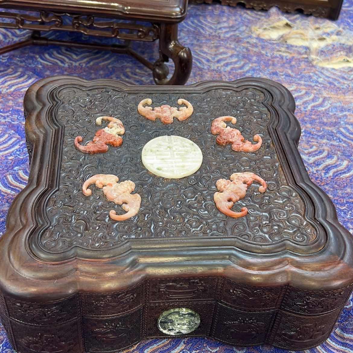 【闪购商品】红酸枝木类成套家具盒子