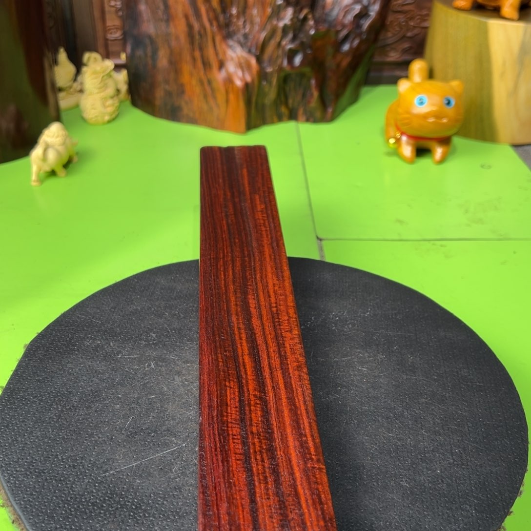 呼***膜其他大果紫檀（缅甸花梨）