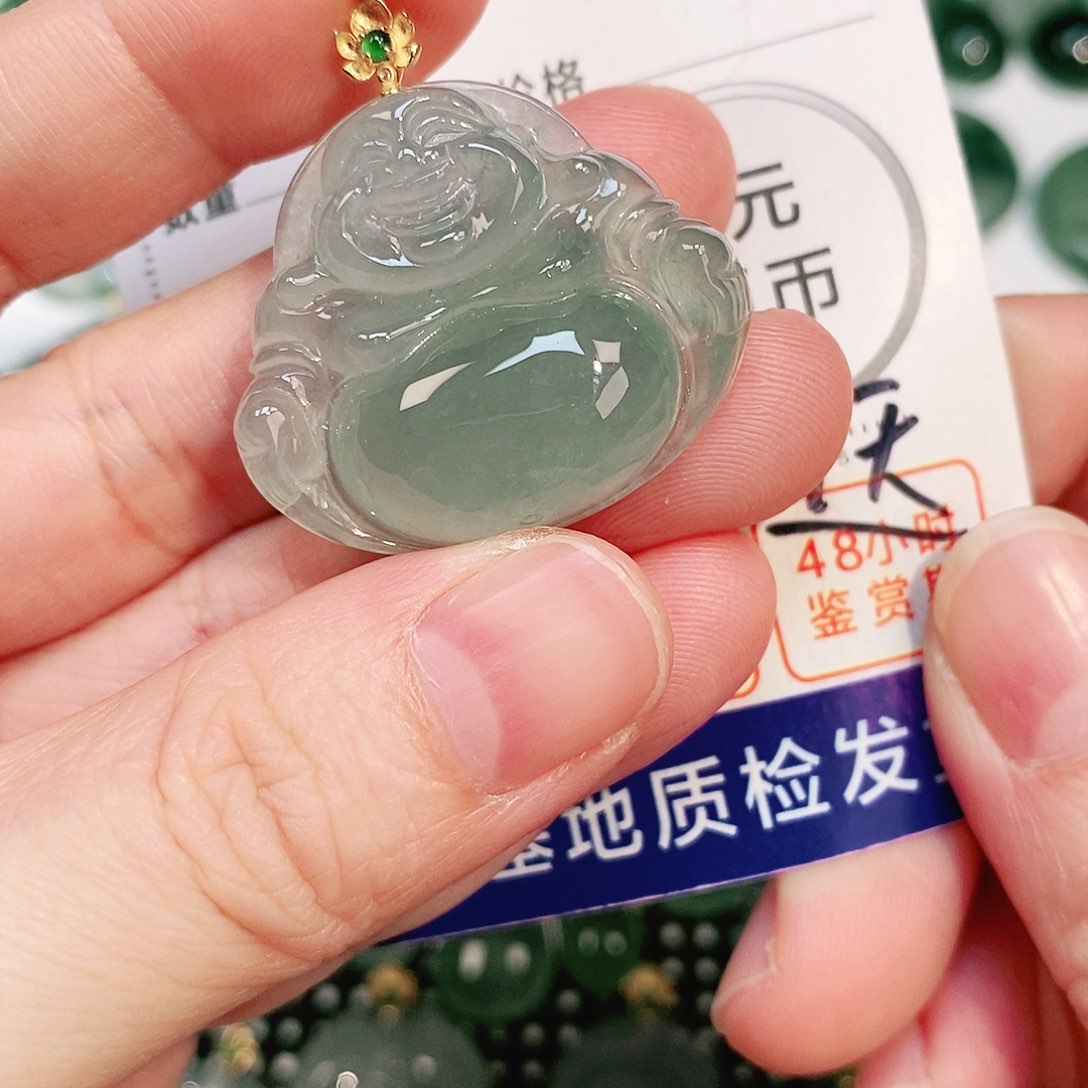 翡翠颈饰18K金镶嵌雨吊坠