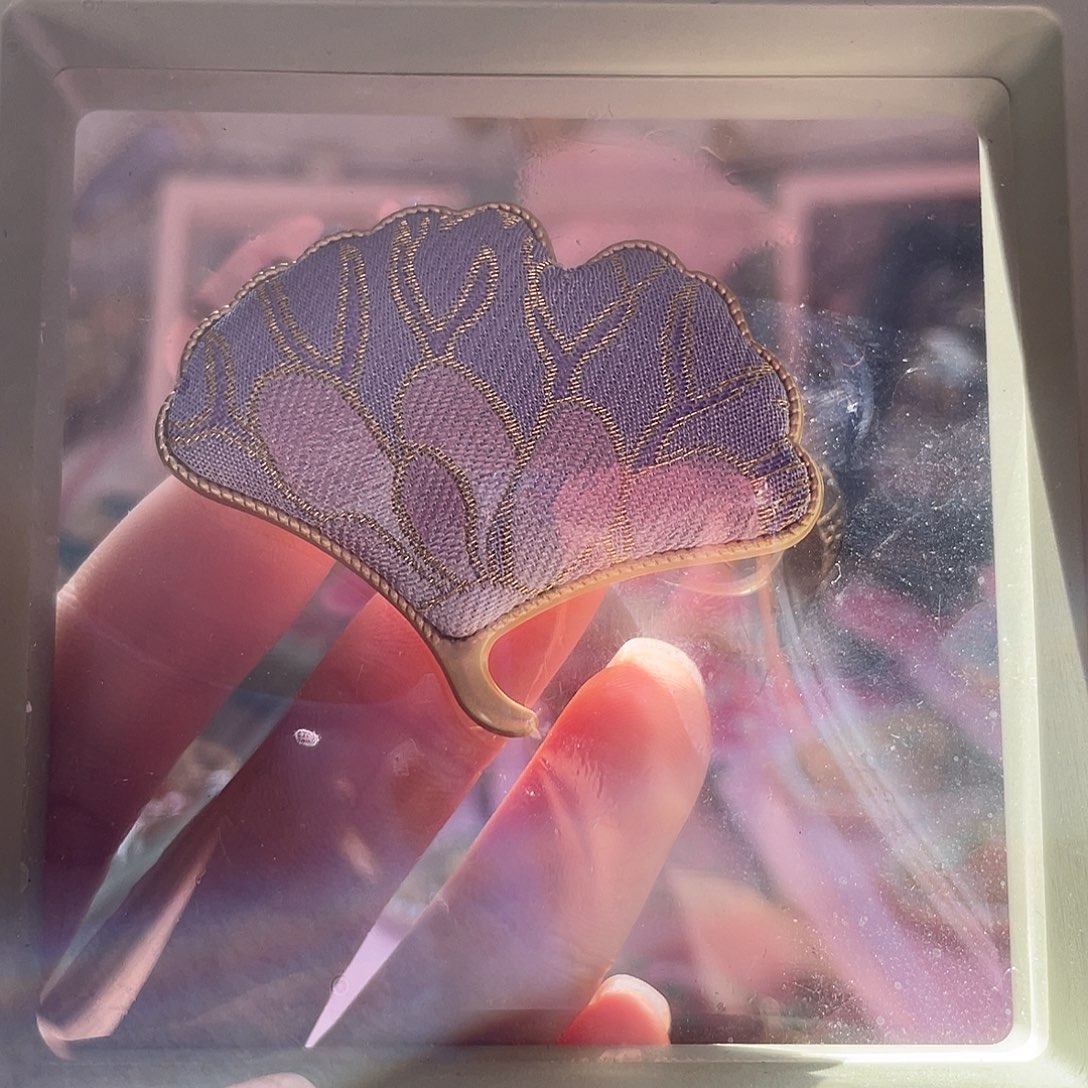 中式风格的宋锦夹子不退不换