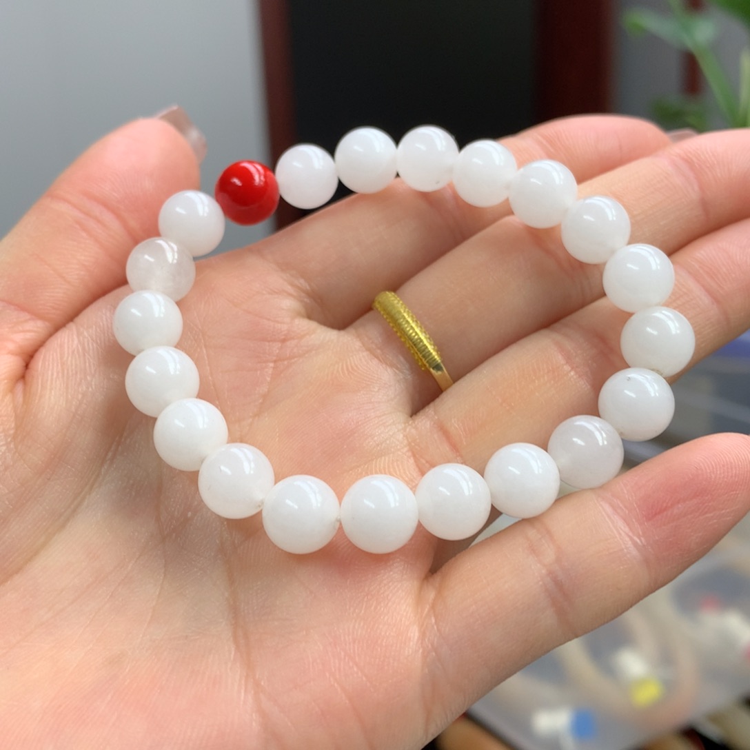 石英质玉串未镶嵌