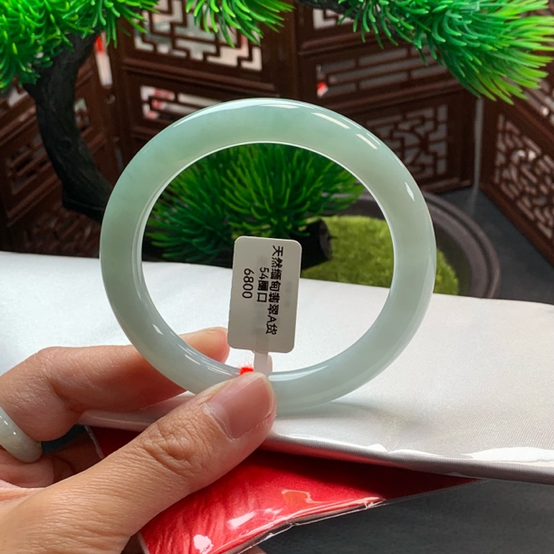 54圈口天然缅甸翡翠A货手镯糯化种水冰胶湖水绿美人圆条