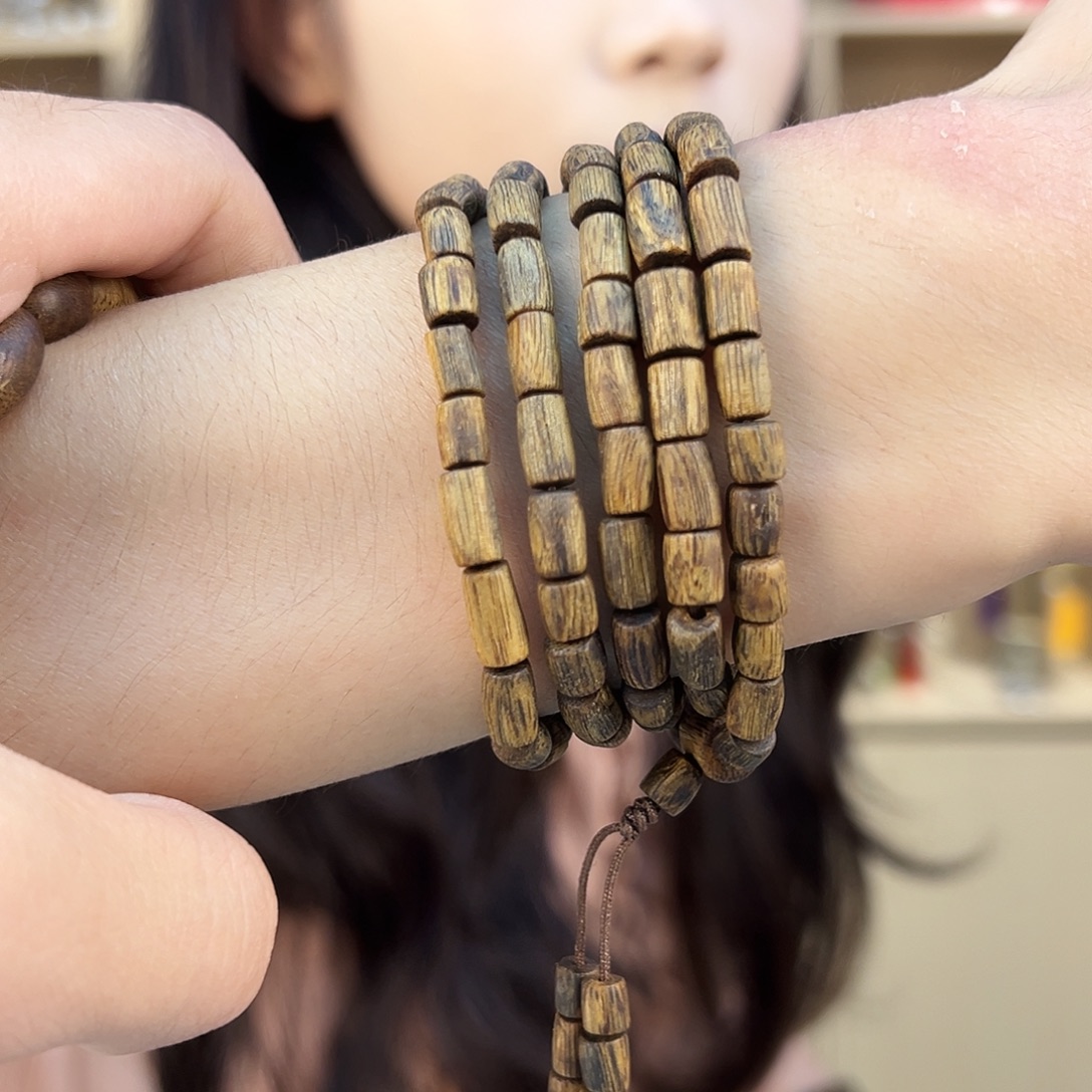 沉香手串糖结桶珠13克+