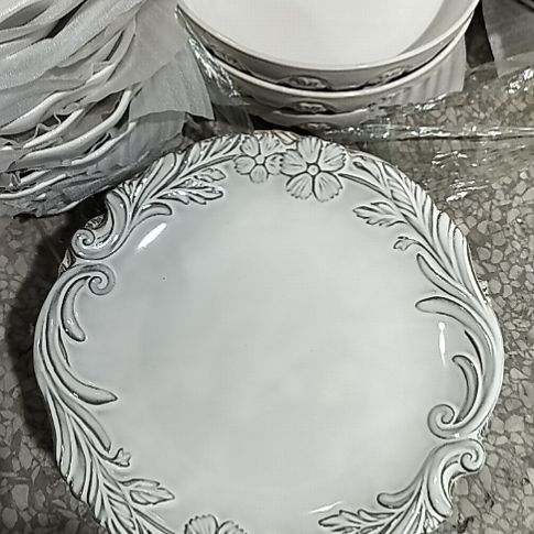 瓷片大瑕疵灰色巴洛克大盘两个一组