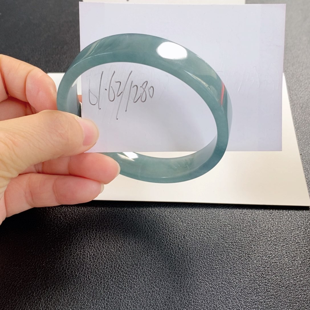 翡翠未镶嵌手镯天然翡翠