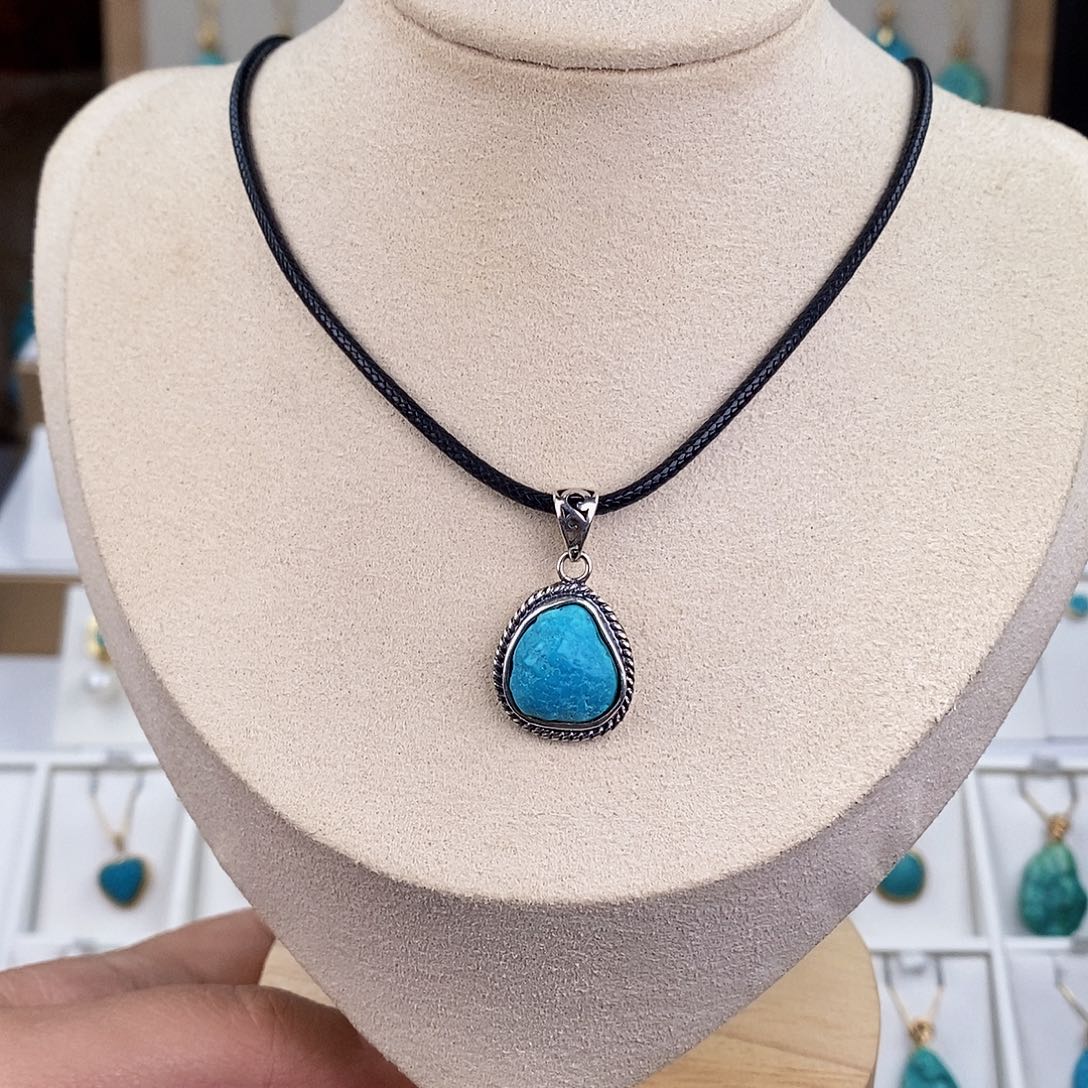 绿松石银S925镶嵌颈饰