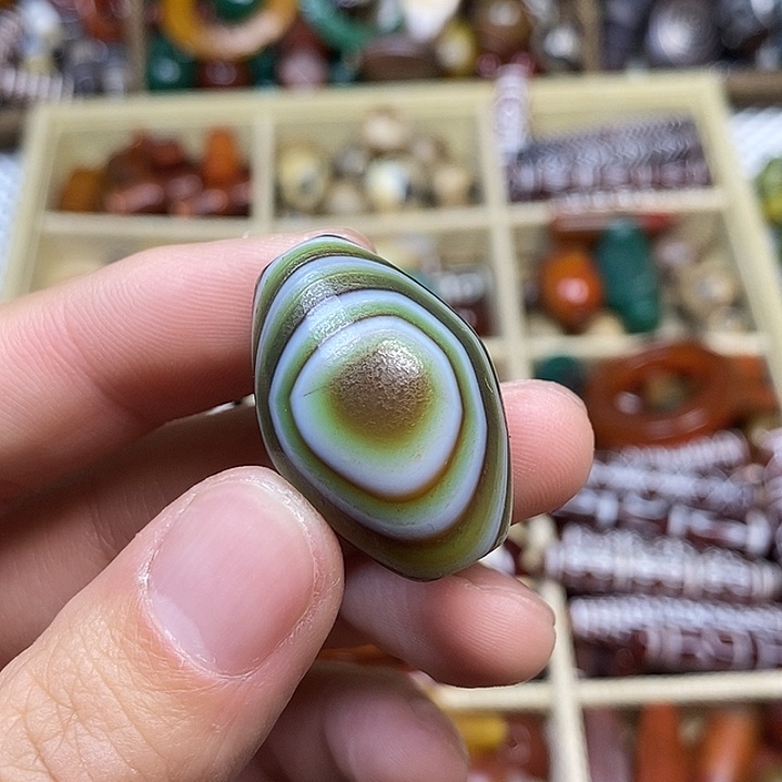 未镶嵌颈饰玛瑙/玉髓