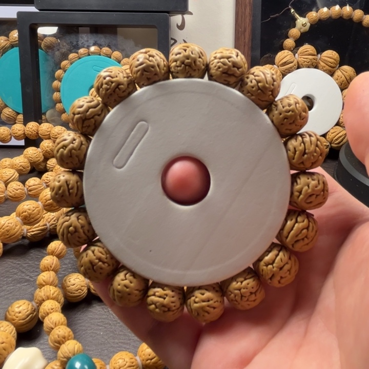 桃核手串14尺寸大肠纹