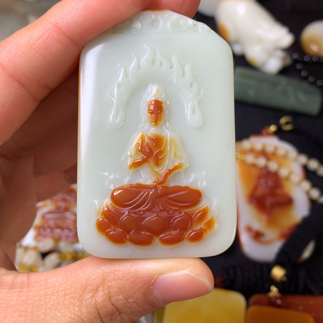 和田玉颈饰未镶嵌宝**彬