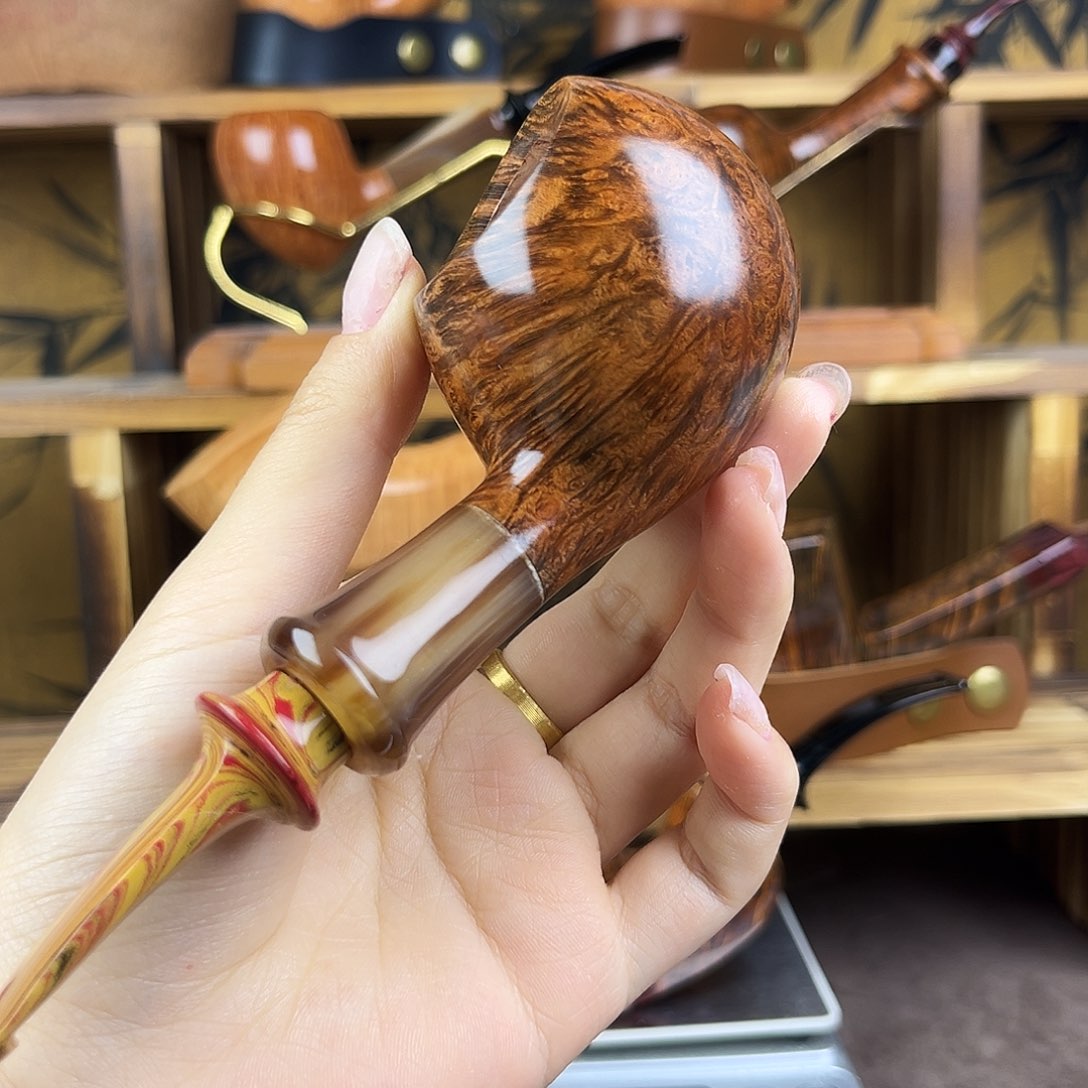 自由式双面鼓斗。        