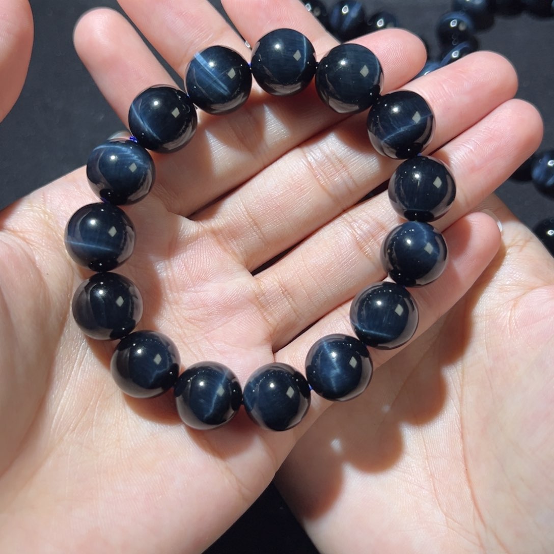 木变石手链未镶嵌思*；蓝虎眼14咪