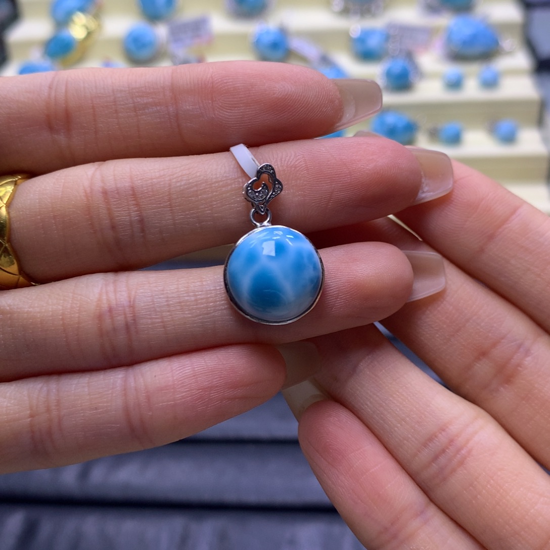 针钠钙石（海纹石）银S925镶嵌颈饰精品艳蓝蛋面吊坠