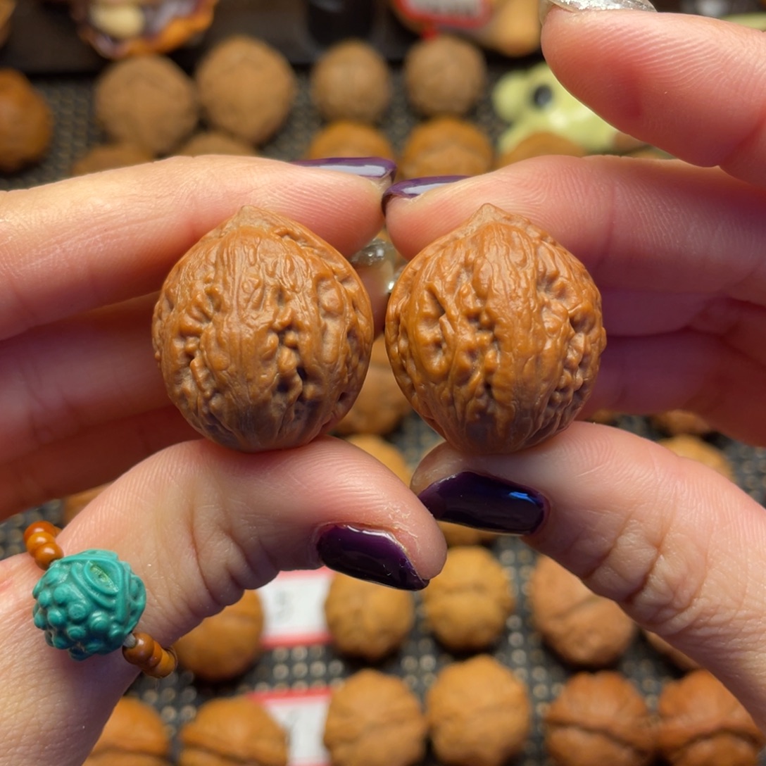 文玩核桃吊坠27尺全品小佛塔00015