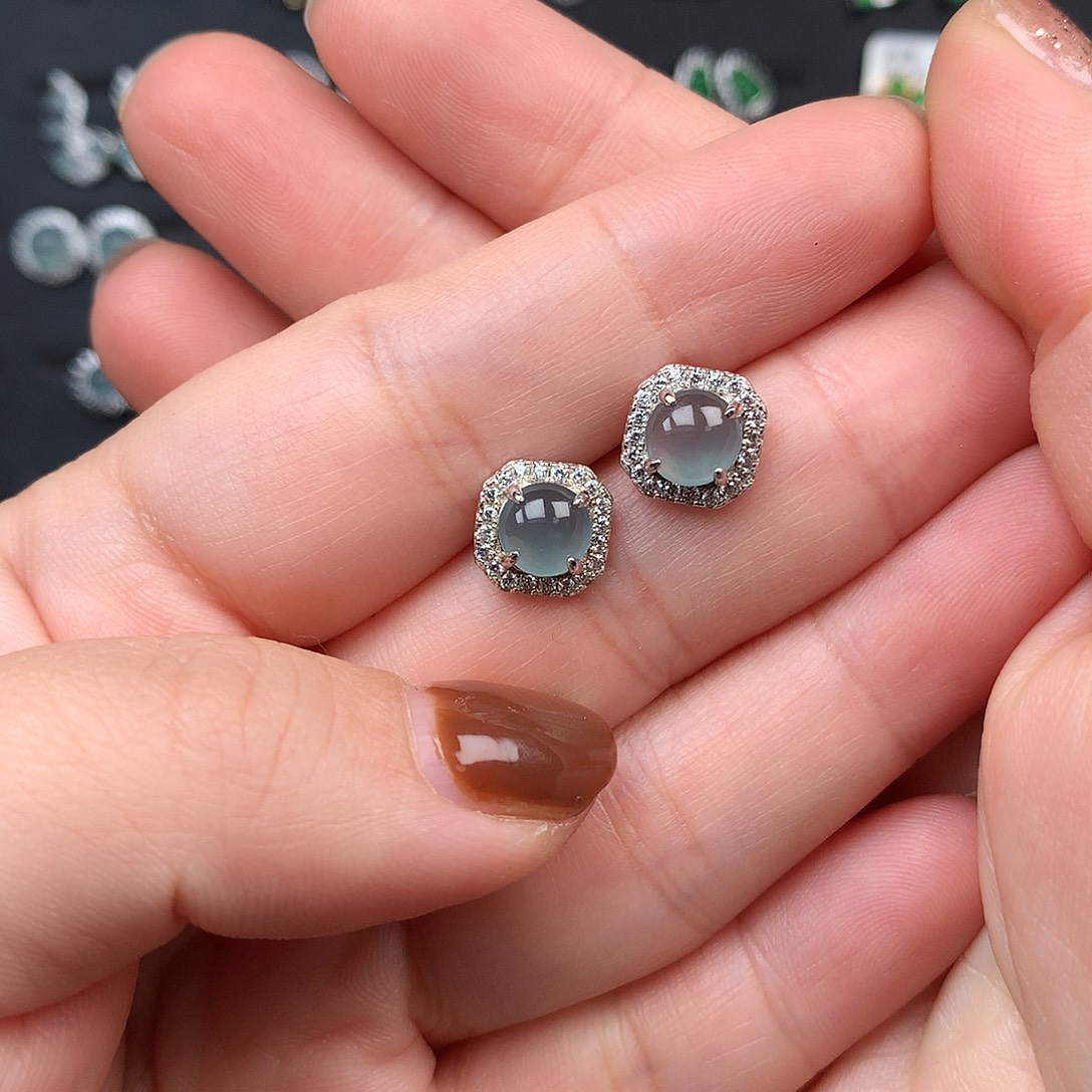 少***土翡翠银S925镶嵌耳饰