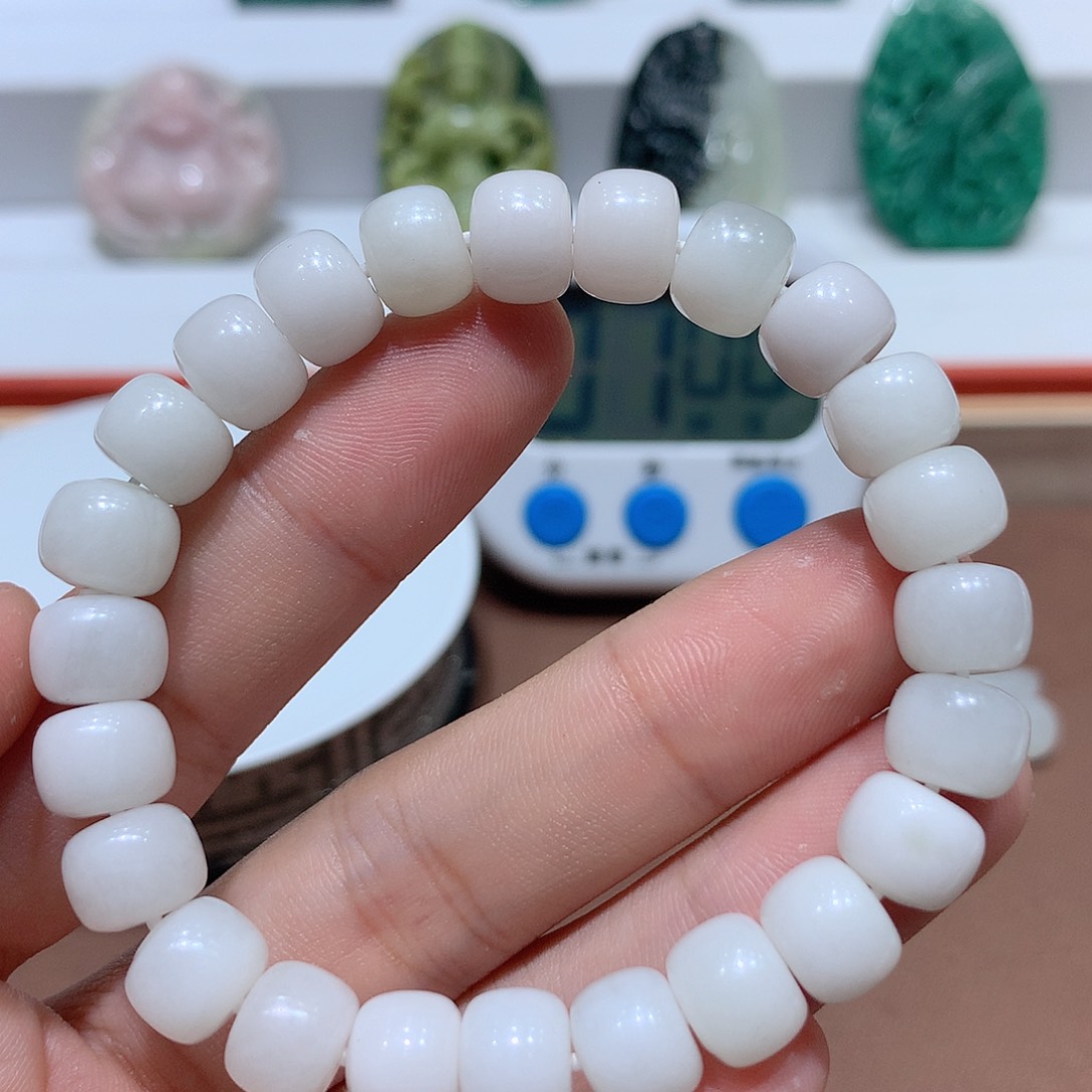 独山玉挂件未镶嵌