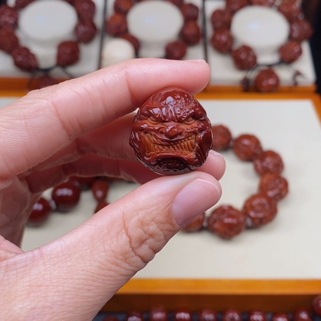 橄榄核吊坠刘*呵恶僧恶僧