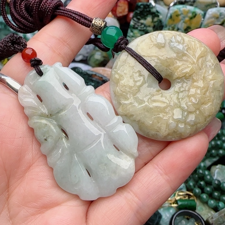 翡翠颈饰未镶嵌天然A货98