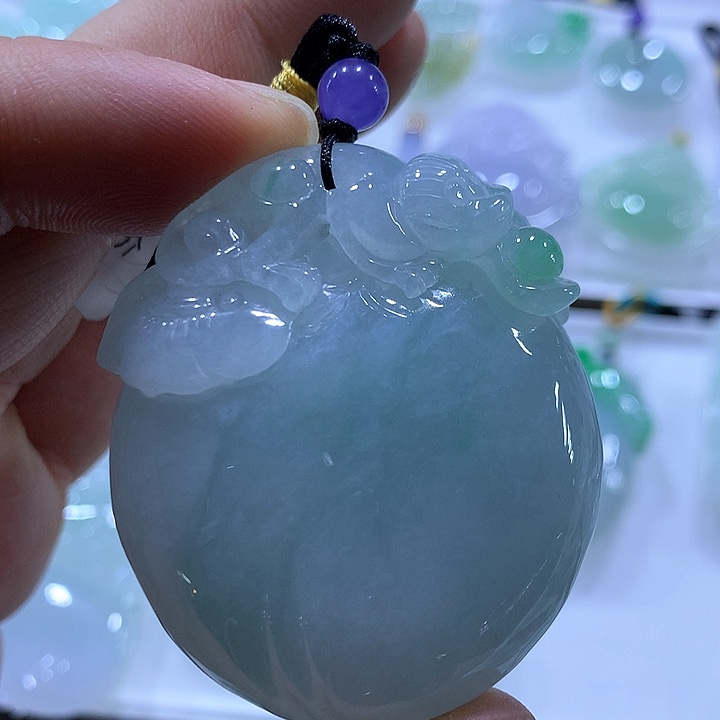 翡翠颈饰未镶嵌天然翡翠A货吊坠