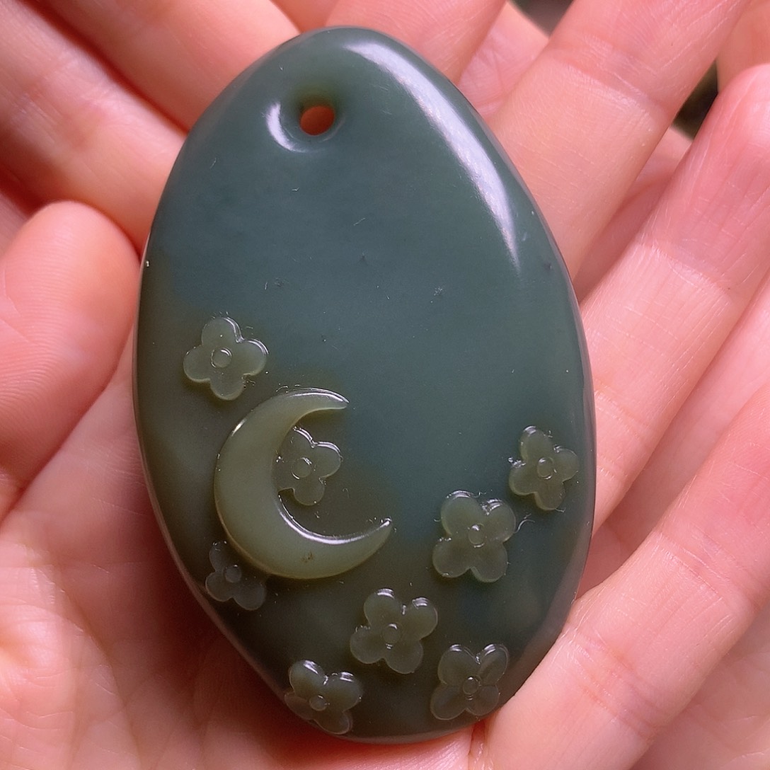 岫岩老玉（透闪石质玉）未镶嵌挂件