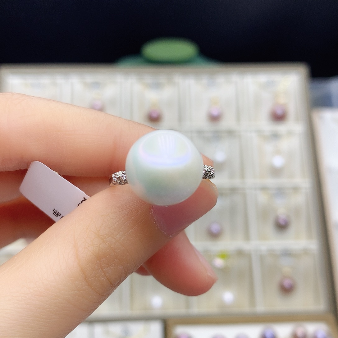 淡水珍珠颈饰合金