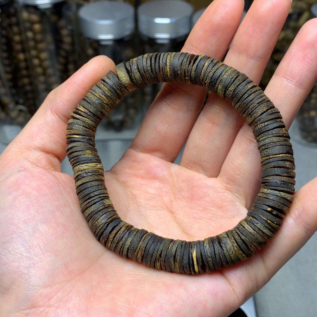 手串沉香木海南张勺子卡10保15克+多样性发一