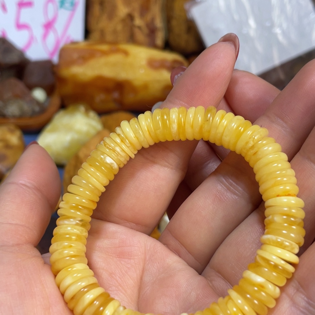 定制琥珀未镶嵌原石