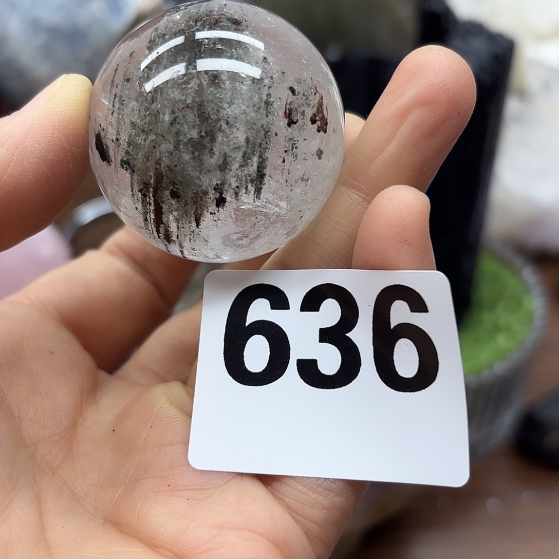 未镶嵌水晶大型摆件（非配饰）