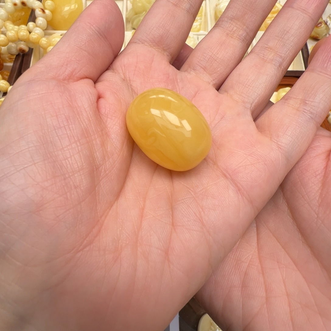 琥珀未镶嵌裸石蜜蜡