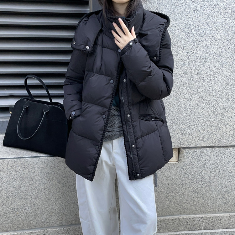 QBS纤贝思625连帽加厚羽绒服女2025冬季显瘦收腰小众设计羽绒外套