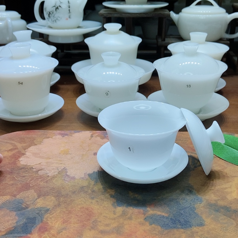 【闪购商品】我还不确定了我明天给他们讲吧哈不