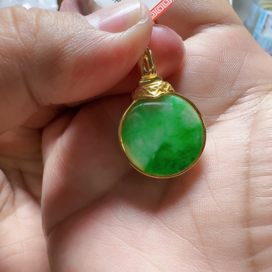 翡翠银S925镶嵌颈饰翡翠