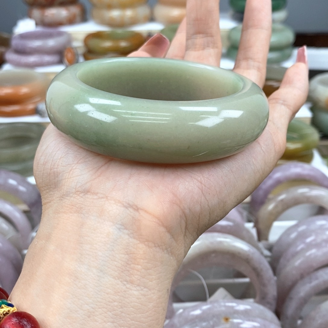 石英质玉手镯未镶嵌洛*