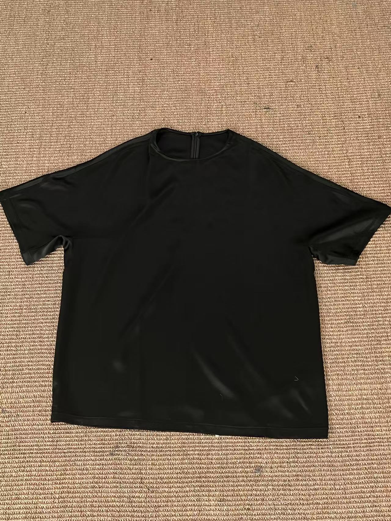 G1347夏款简约圆领后拉链宽松体恤