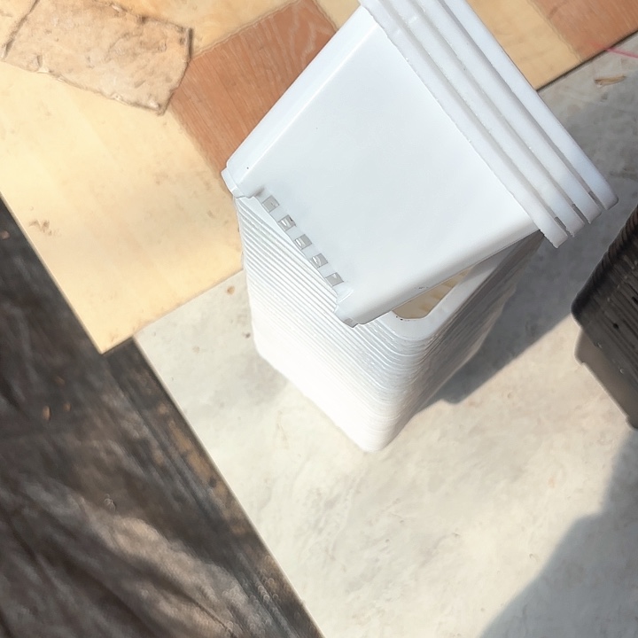 100白方盆9公分高7公分15个