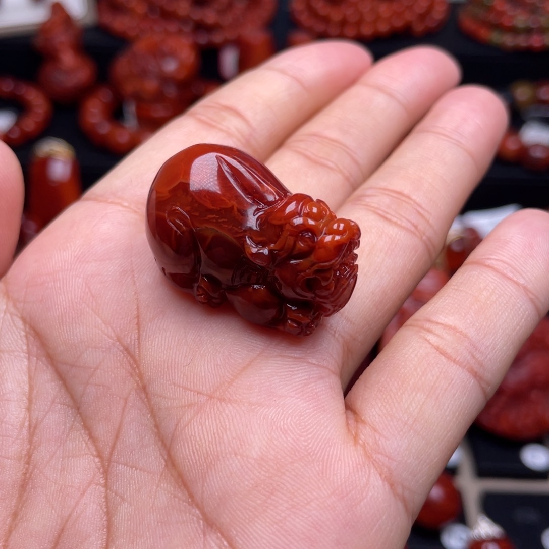 南红玛瑙珠宝奇石未镶嵌吊坠