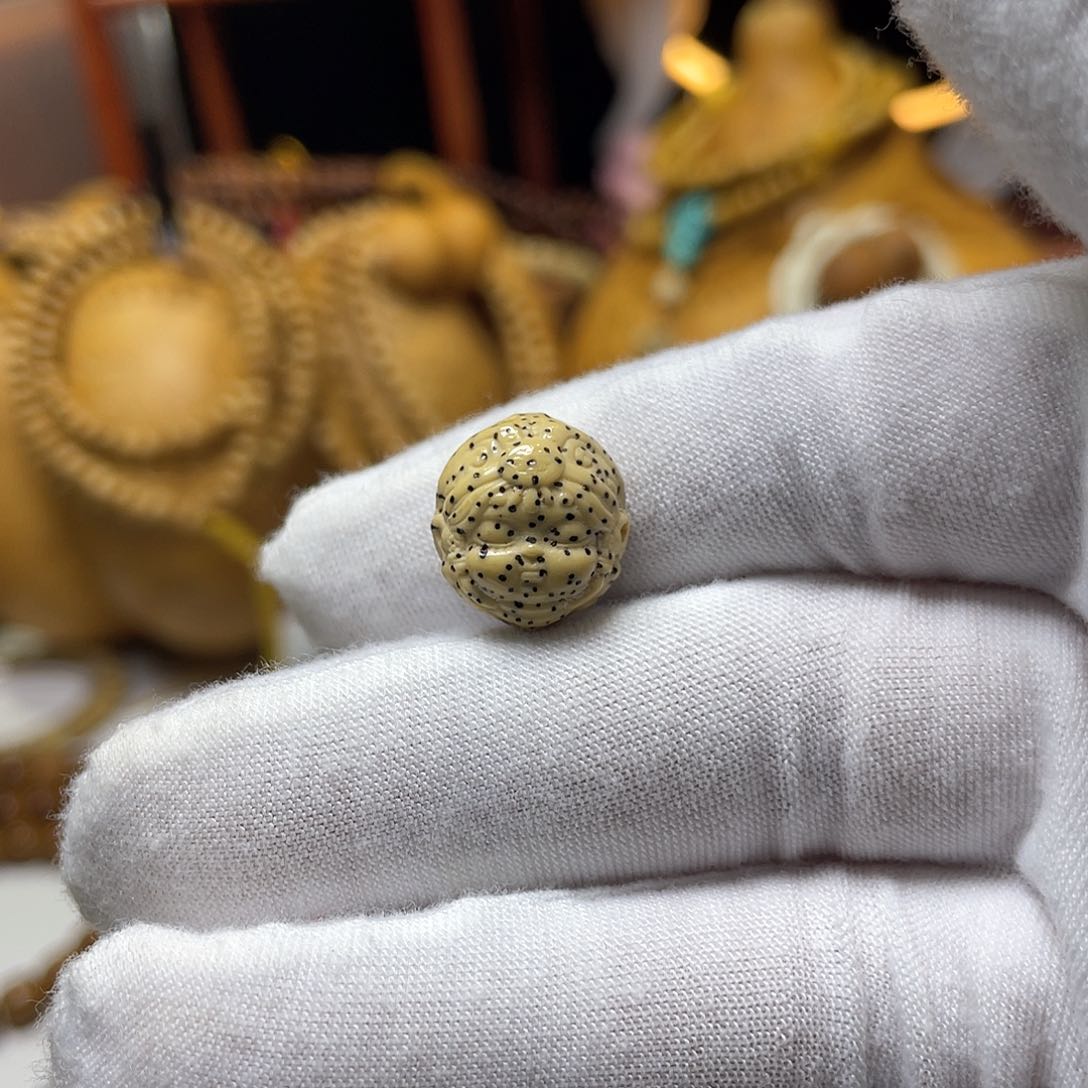 手串星月菩提雕刻藏传财神原生态