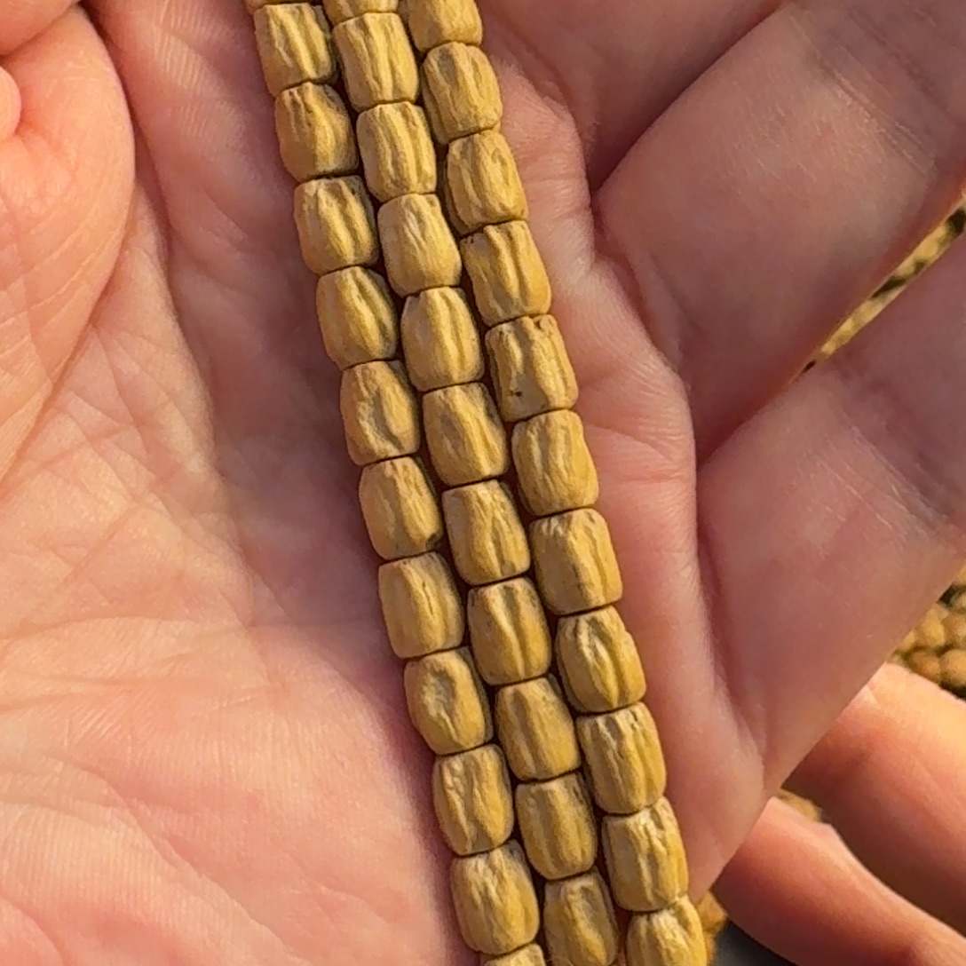 余***℡柏香籽/百香籽吊坠