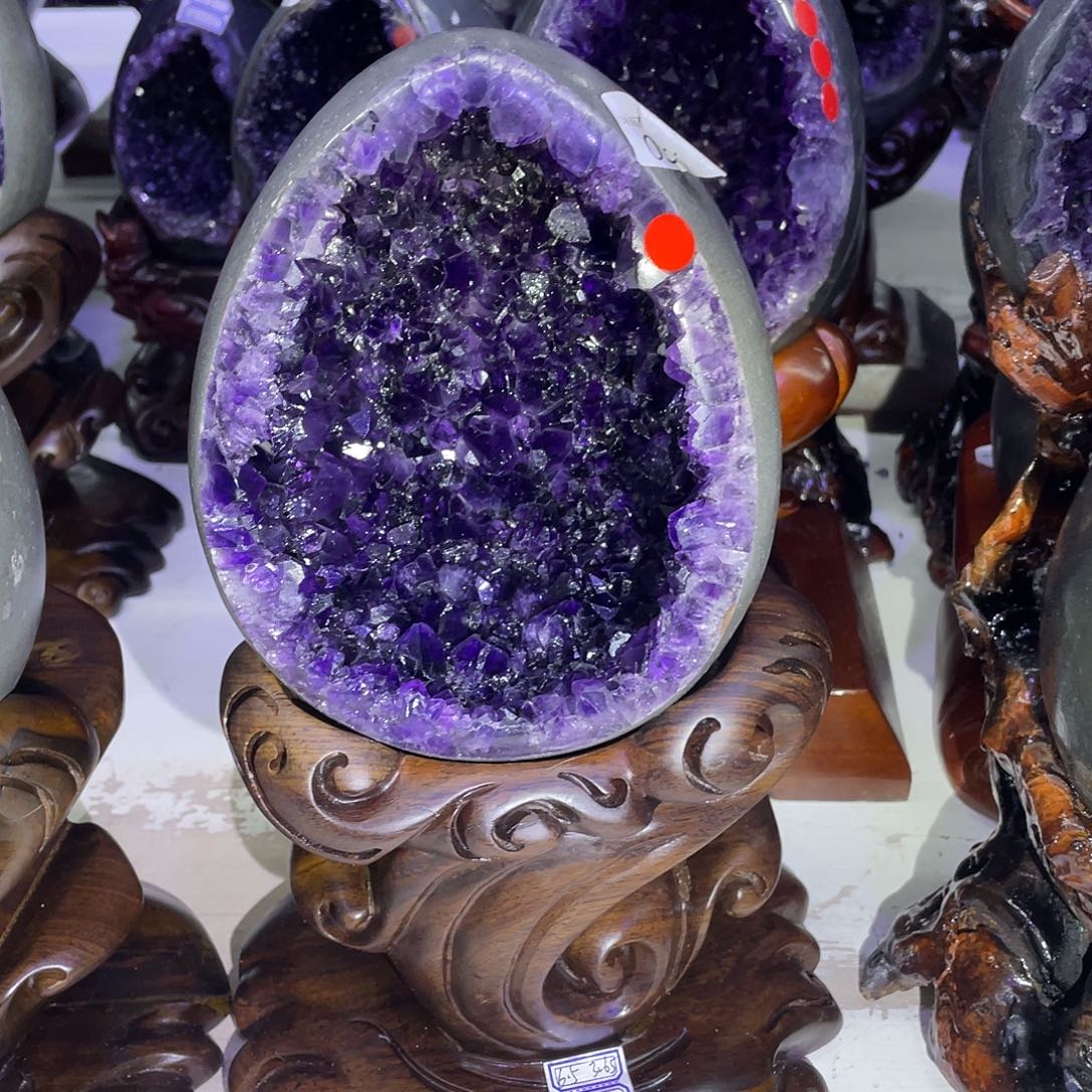 紫晶未镶嵌大型摆件（非配饰）