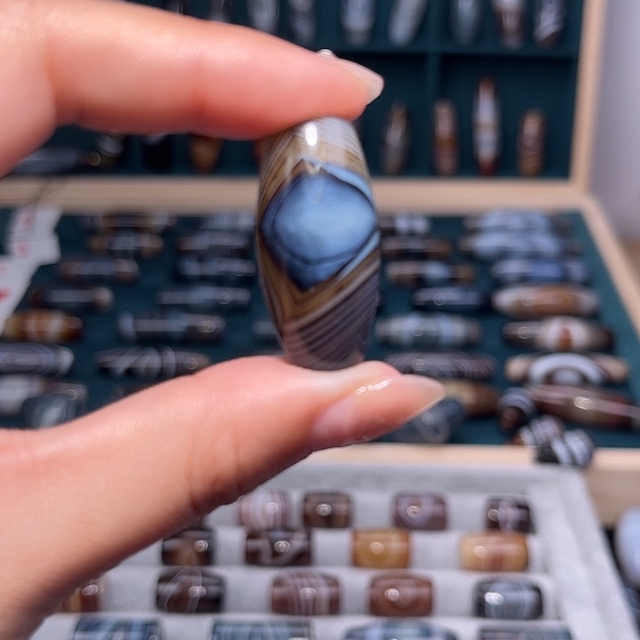 游***尘玛瑙/玉髓合金珠宝奇石